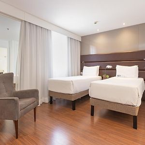 Standard Apartment Twin Beds